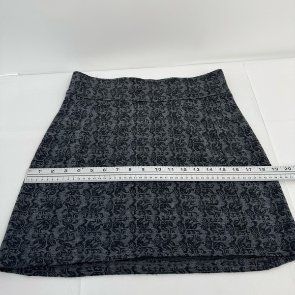 IBEX Black Gray Lightweight Zque Merino Wool Washable Mini Skirt S - Picture 7 of 9